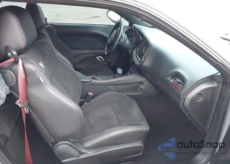 2023 Dodge Challenger R/T Scat Pack z USA, uszkodzony, nr VIN 2C3CDZFJ0PH605460